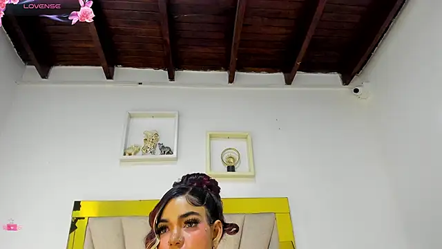 vahiolet fuentes online show from March 19, 3:11 am