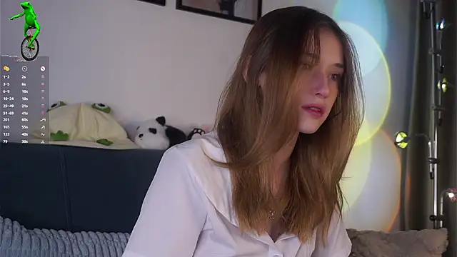 EdlinHargus online show from February 5, 1:41 am