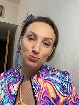 UmaTruewoman online show from November 5, 5:56 am