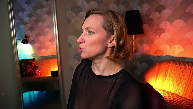 UmaTruewoman online show from January 15, 7:03 am