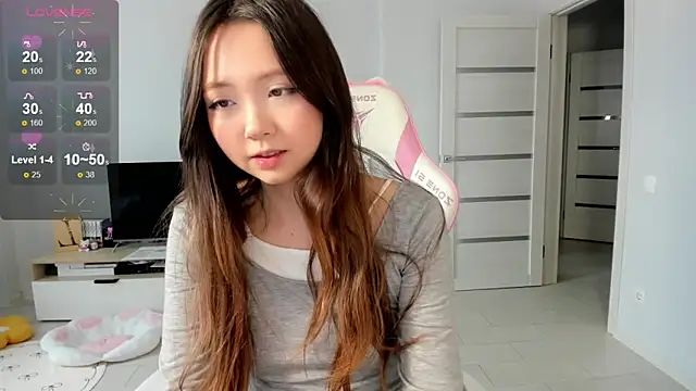 Fluffy Rose online show from March 31, 4:12 am