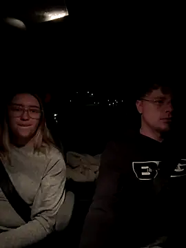 xX HotCouple Xx online show from October 28, 7:30 pm