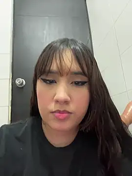 melyescobar online show from February 10, 4:04 am