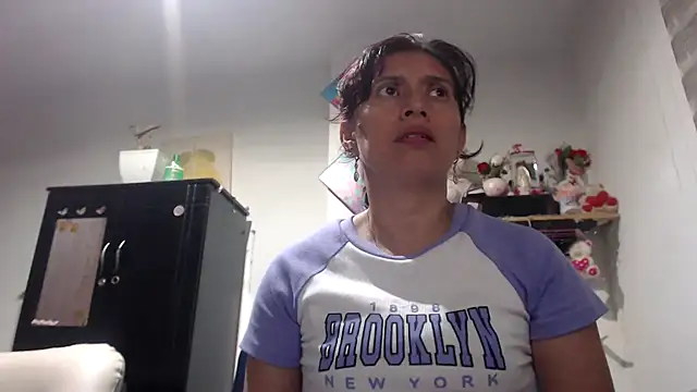 sexy mary 69 online show from November 6, 2:06 am