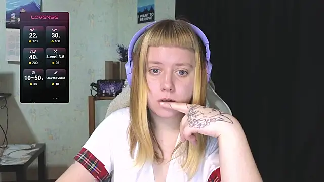 June shy0 online show from October 29, 6:50 am