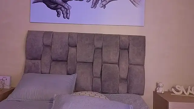 Emma gatess online show from March 19, 4:33 pm