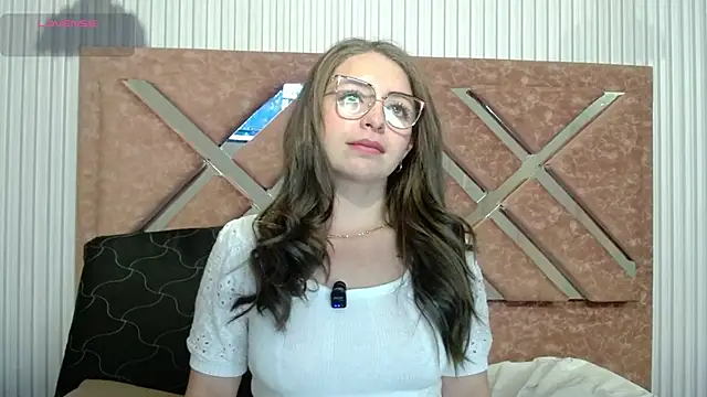  isaabellaa online show from June 2, 1:01 pm
