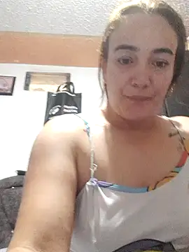skayhot  online show from June 14, 1:33 pm