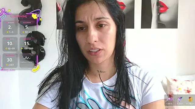 tammyandrade  online show from February 16, 8:20 pm