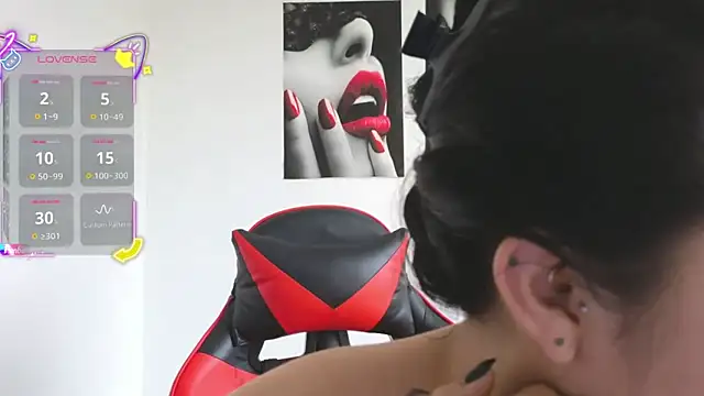 tammyandrade  online show from April 16, 1:11 pm