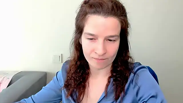   MaryLee   online show from February 28, 1:43 pm