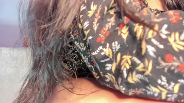 emiily15   online show from April 8, 9:17 pm