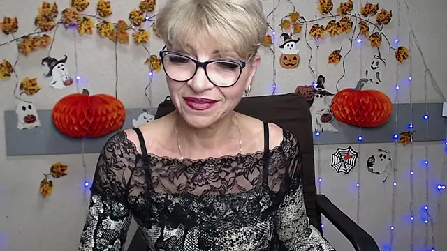 EllaBonito online show from November 9, 6:42 am