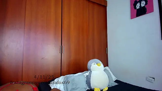 sweetsarasofia online show from November 5, 3:12 am