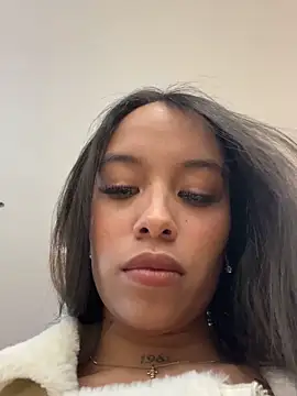 MarieLeon online show from December 22, 9:18 pm