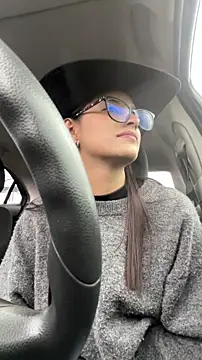 Arilw online show from March 14, 1:56 pm