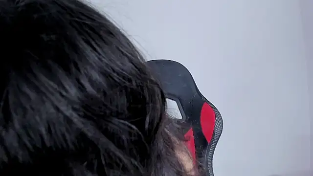 serafelle online show from March 12, 9:50 pm