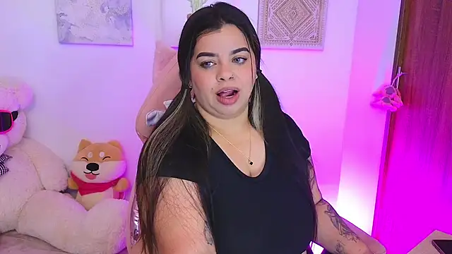 MiahJoness online show from September 9, 10:20 pm