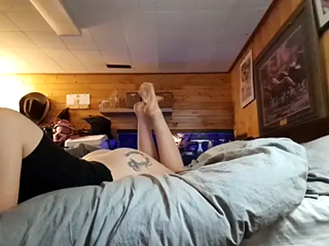 Ryan and Aurora online show from March 4, 11:22 pm