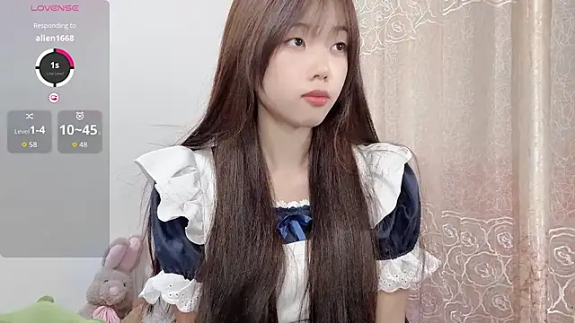 Lvy--v online show from November 18, 10:44 pm