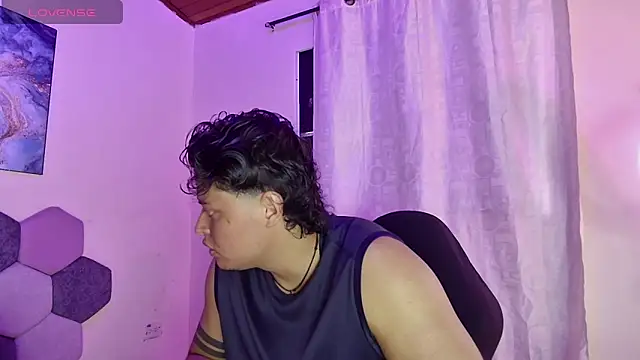 Horny tgn online show from October 10, 6:35 pm