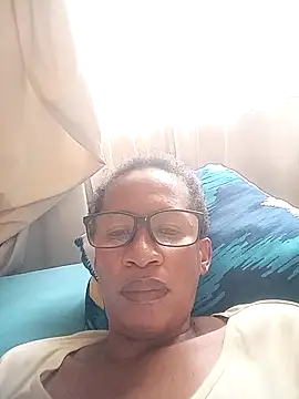 bustybillies online show from February 21, 6:36 am