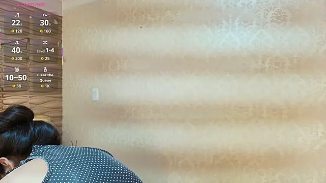 sofiaclauss online show from September 25, 7:45 pm