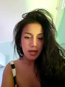 Lau1127 online show from September 8, 9:25 pm