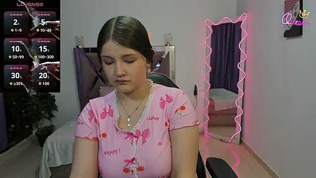 Krysstal tay online show from April 13, 6:09 pm