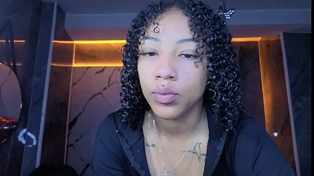 Violeth b online show from February 13, 1:02 pm