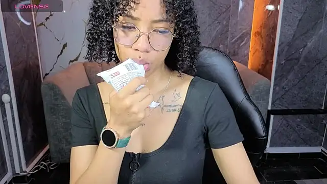 Violeth b online show from February 20, 12:50 pm