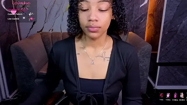 Violeth b online show from March 17, 12:53 pm