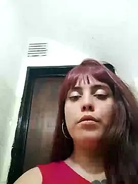 lucylovles online show from November 16, 6:59 am