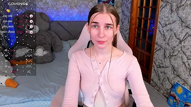  flowersweeet  online show from November 17, 9:37 pm