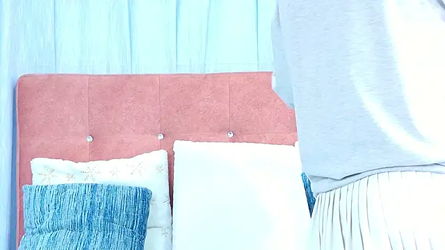 AlliciaKim online show from October 31, 7:29 pm