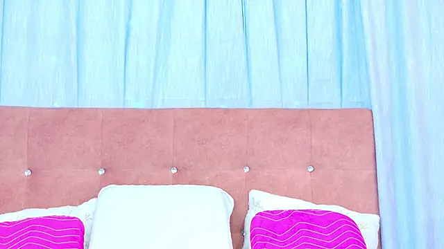 AlliciaKim online show from November 6, 7:20 pm