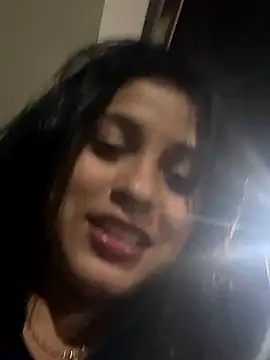 perlita05 online show from March 4, 12:28 am