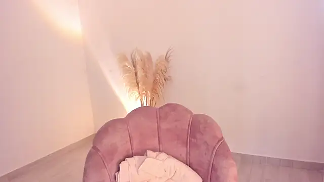 amelie murphy  online show from February 26, 2:27 pm