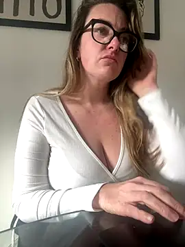 Miss Stassi online show from December 19, 10:07 am