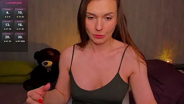 EricaPowers online show from March 30, 10:37 am