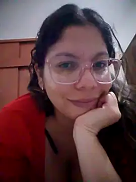 Carliina Soussa online show from March 10, 2:15 am