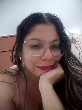 Carliina Soussa online show from April 1, 2:23 am