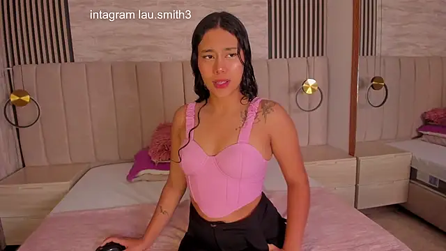 laura smith33 online show from September 8, 2:38 pm