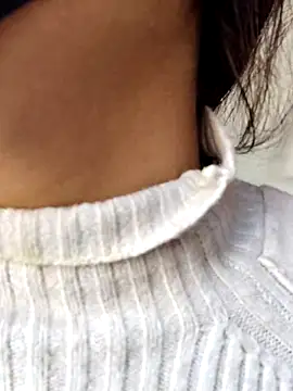 illay love online show from December 23, 4:27 am