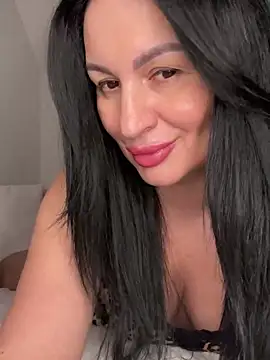 Helena7077 online show from February 12, 11:39 pm