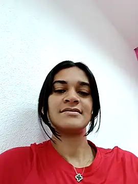 Biancasantillana online show from December 17, 1:26 pm