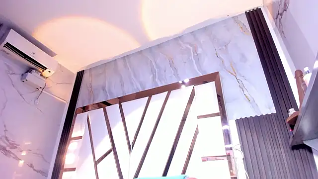 lola hornei online show from March 5, 12:12 pm