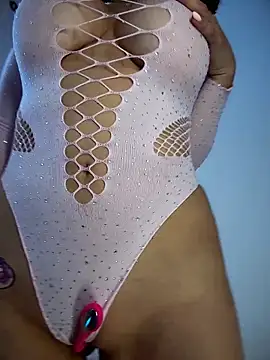 vixen allure online show from April 8, 11:01 am