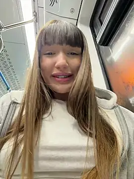 Sophie Avory online show from January 15, 5:52 pm