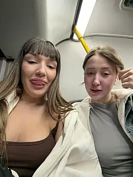 Sophie Avory online show from April 16, 5:34 pm